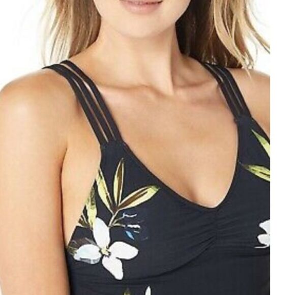 La Blanca Martini Multi Strap Tankini Top - Picture 2 of 6